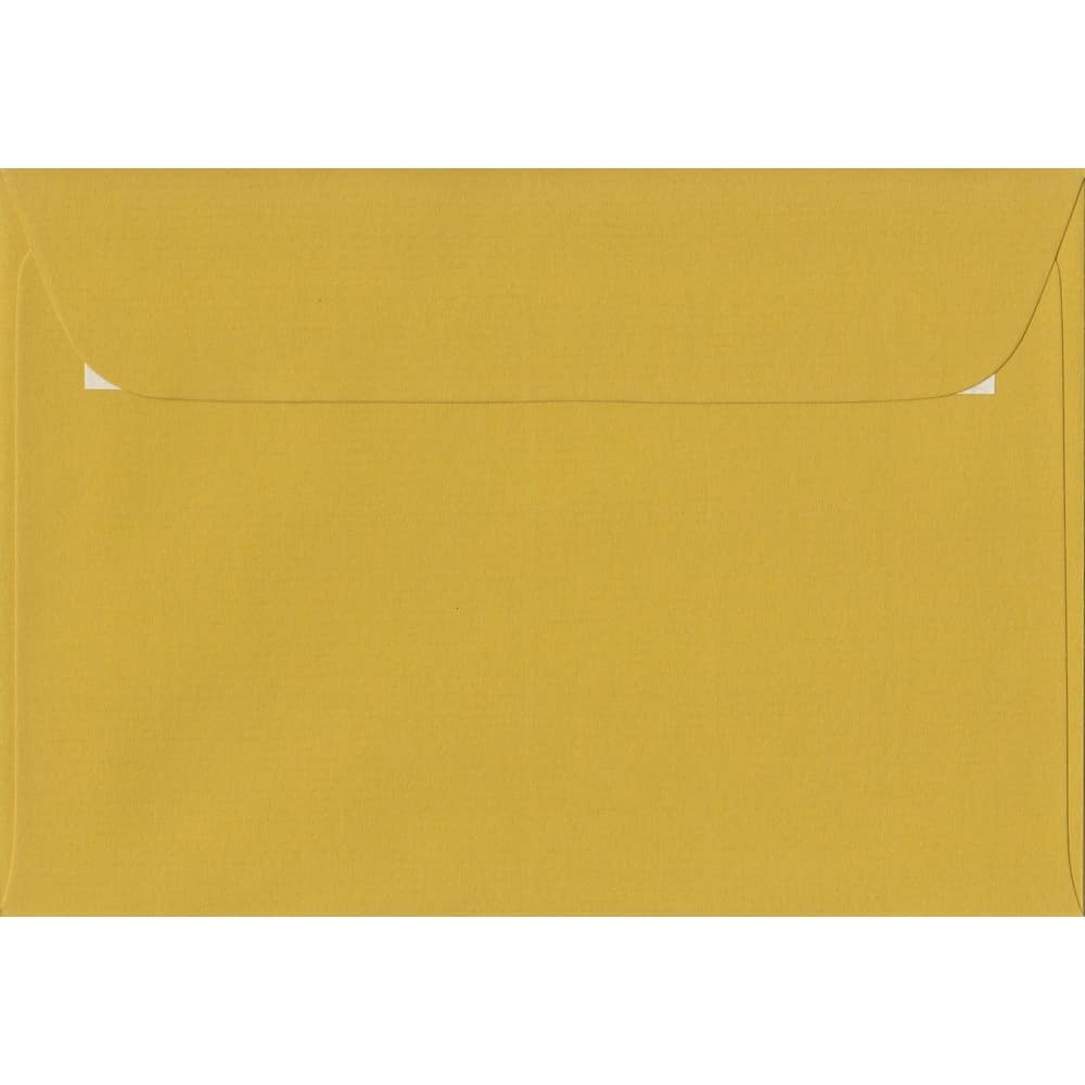 Kiwi Green 114mm x 162mm Envelopes. 100 Green 100gsm C6 Envelopes (to fit A6). Peel/Seal.
