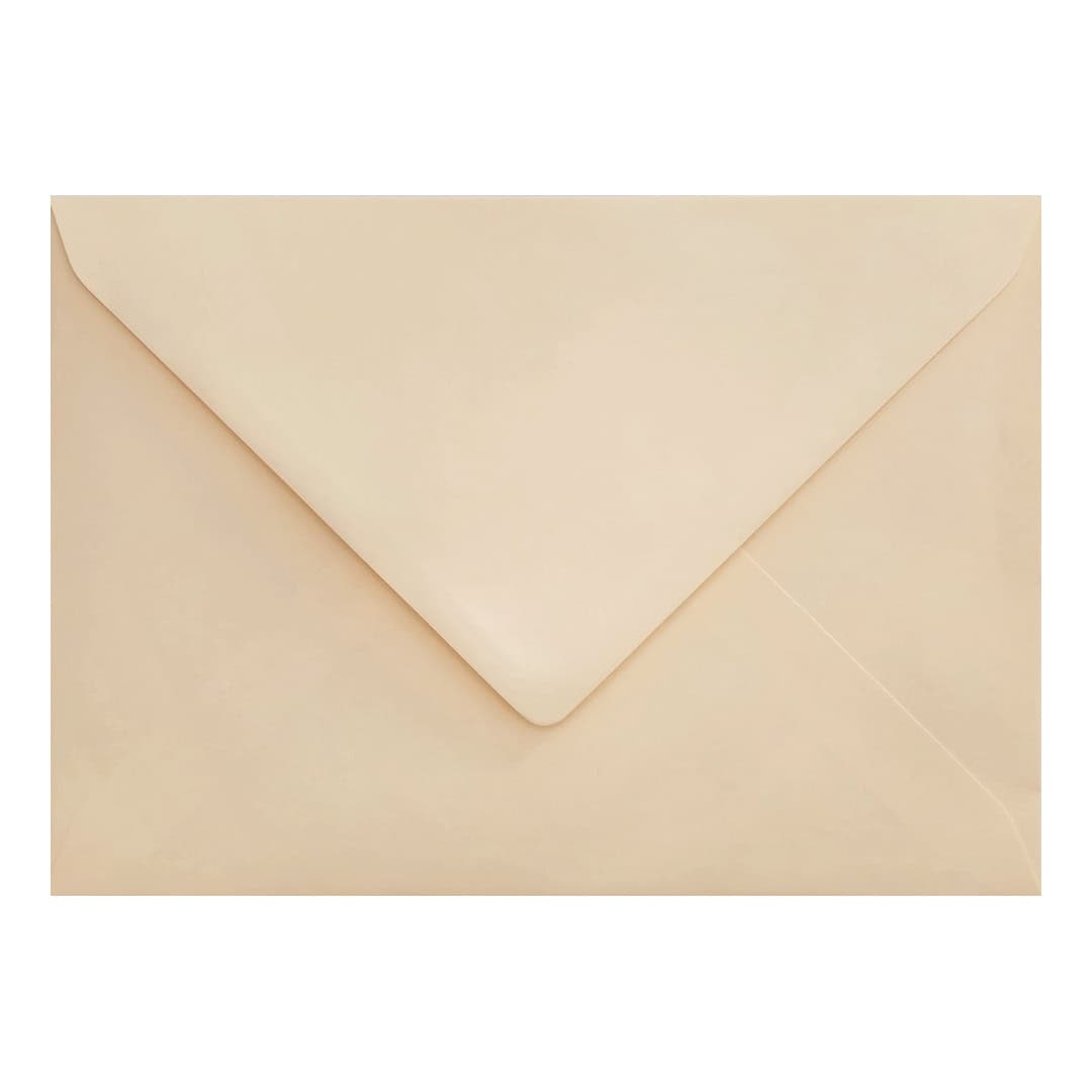 Magnolia 162mm x 229mm C5 Envelope. Gummed. 120gsm V-Flap.