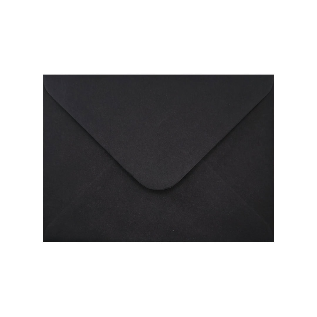 Black 133mm x 184mm Envelope. Black 100gsm 5 x 7 inch Envelope. Gummed.