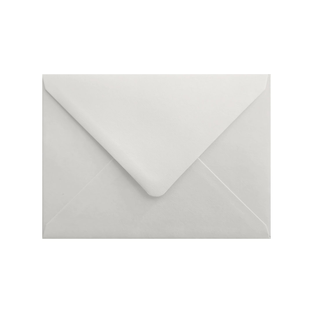 White 5 x 7 inch Envelope. Gummed Flap. Diamond White 135gsm Wove Finish. 133mm x 184mm.