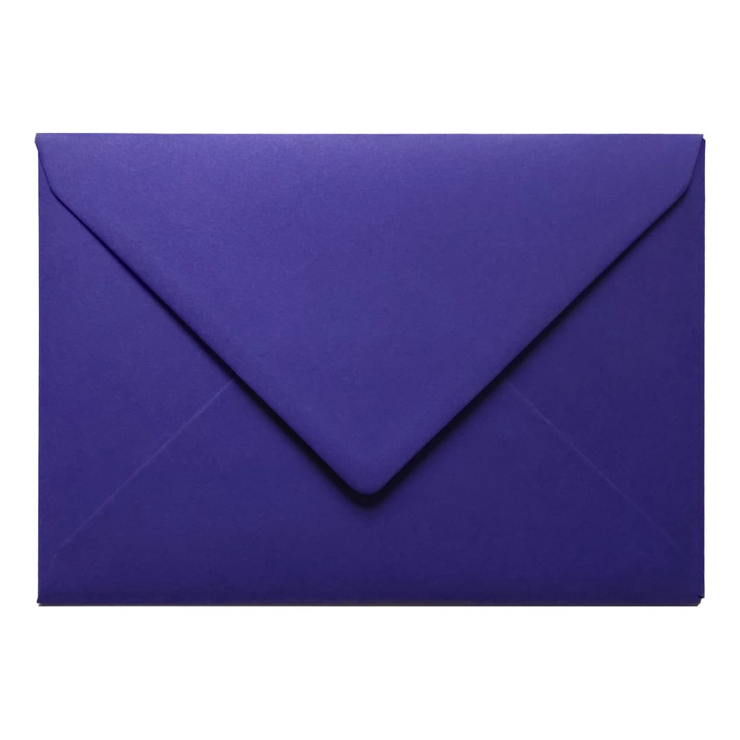 100 Blue C5 Envelopes (to fit A5). Gummed Flap. Intense Iris 135gsm Smooth Finish. 162mm x 229mm.