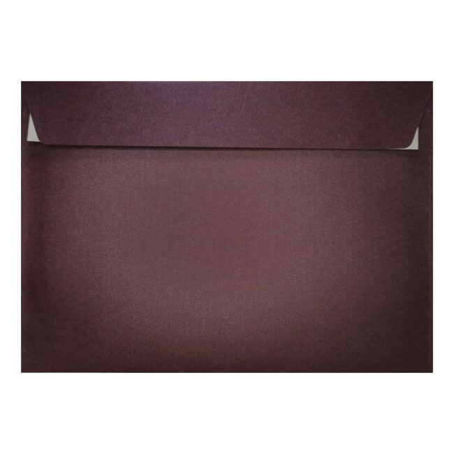Aubergine Pearl Envelope C5 Closed