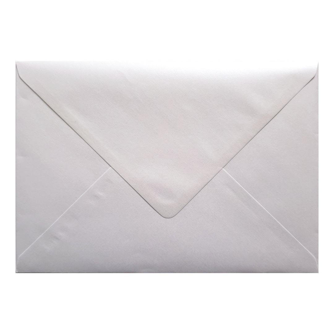 Oyster Pearl 162mm x 229mm Envelope. Ivory 100gsm C5 Envelope (to fit A5). Gummed.